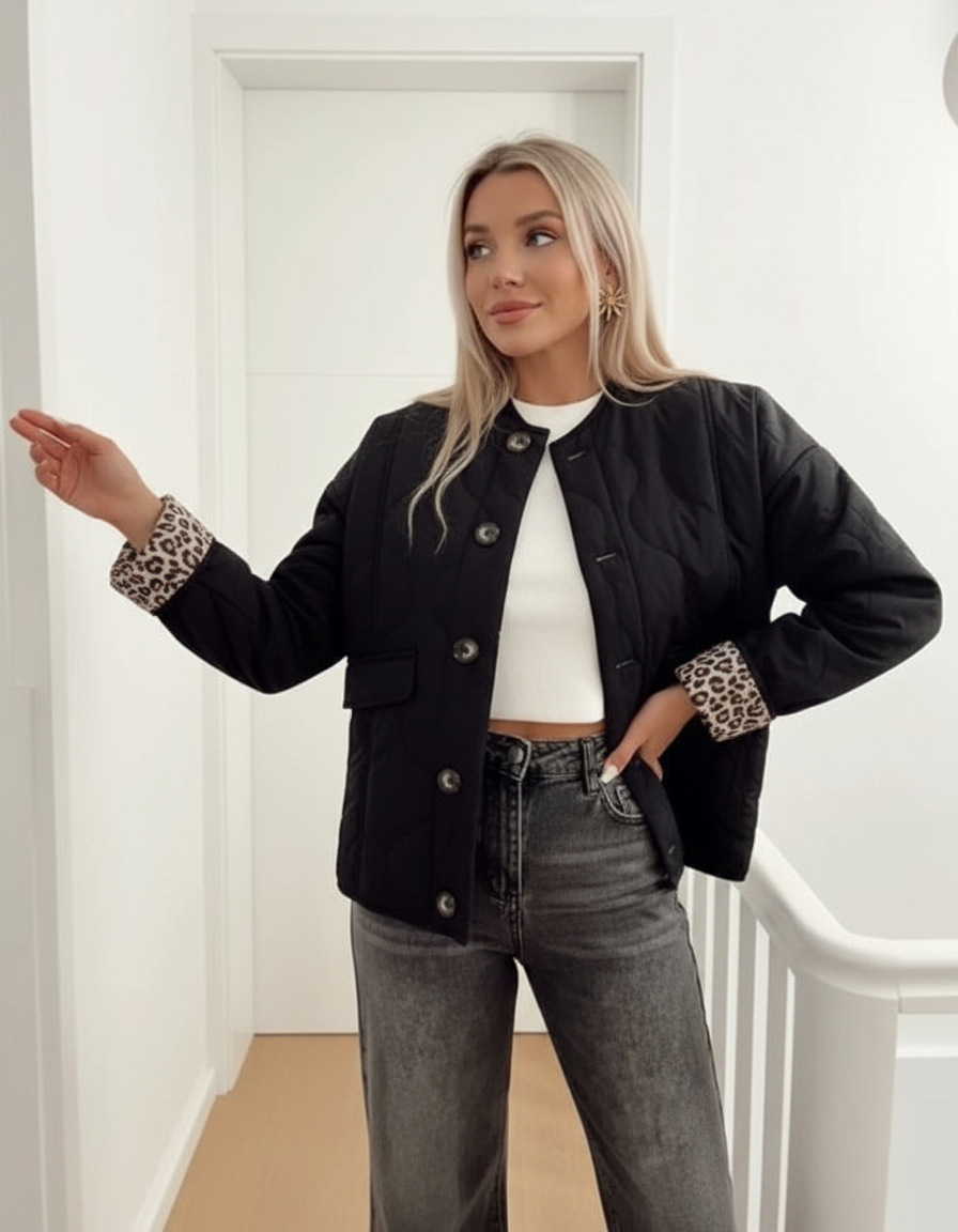 Gevoerde Jas – Leopard Voering – Knopenlijn