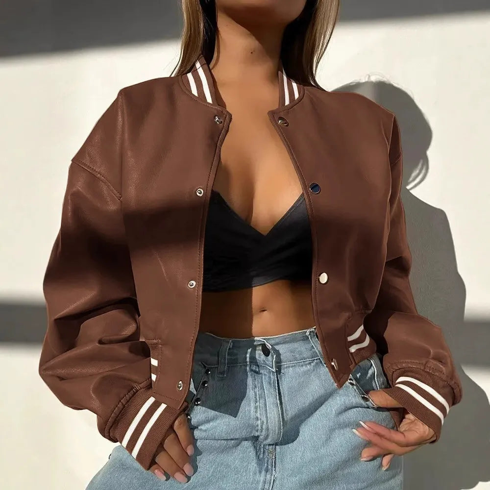 Cropped Leren Bomberjack – Structurele Fit & Snapsluiting