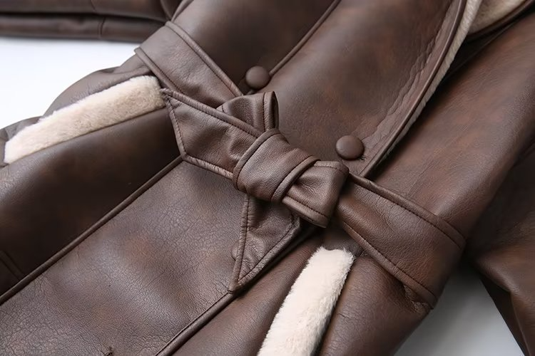 BRUINE SUEDE- EN KASJMIEREN JAS