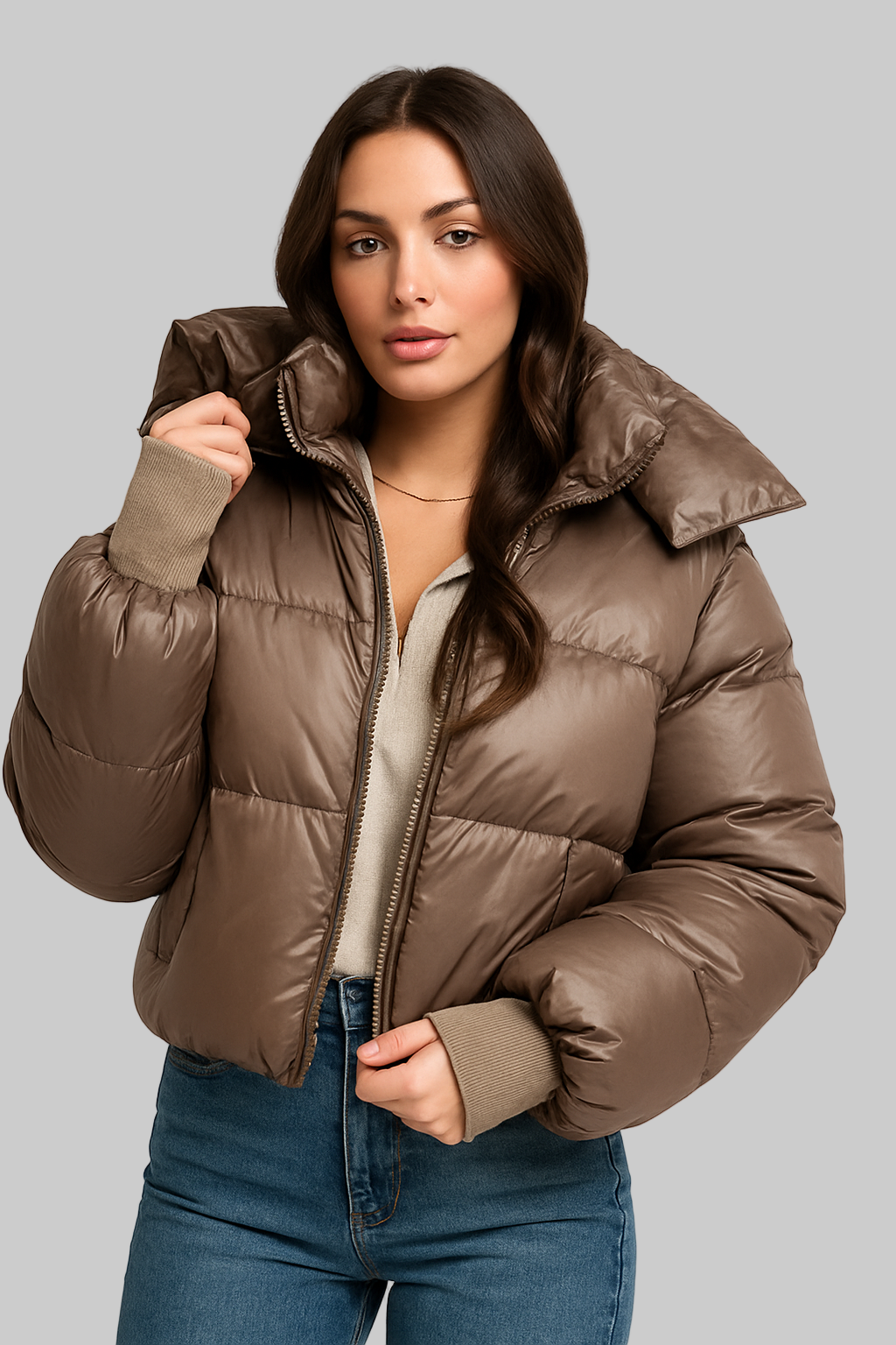Evy Jacket | Taupe puffer jacket met hoge kraag &amp; capuchon