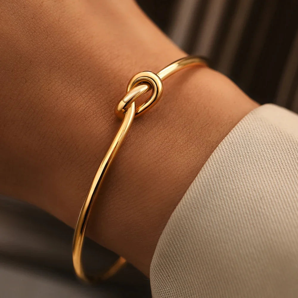 L’Acier Élégant Armband