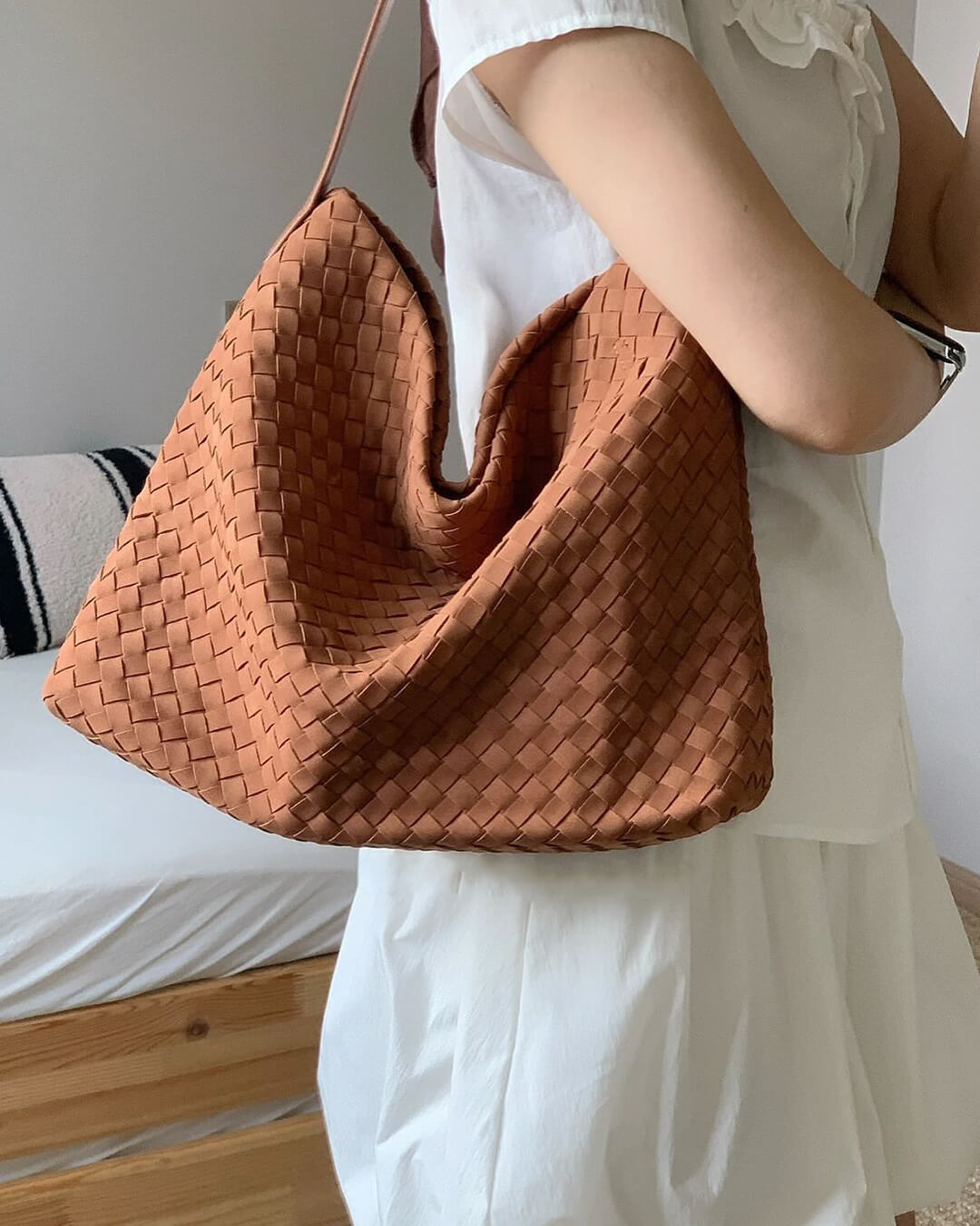 Marceliene Suède Tote Tas